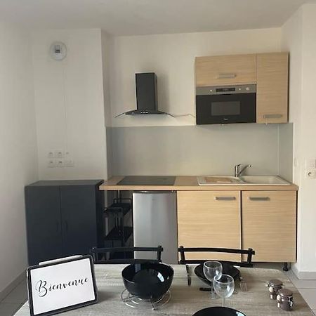 Appartement 2 Pieces Frejus Bagian luar foto