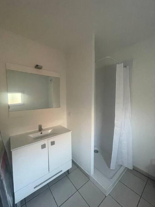 Appartement 2 Pieces Frejus Bagian luar foto